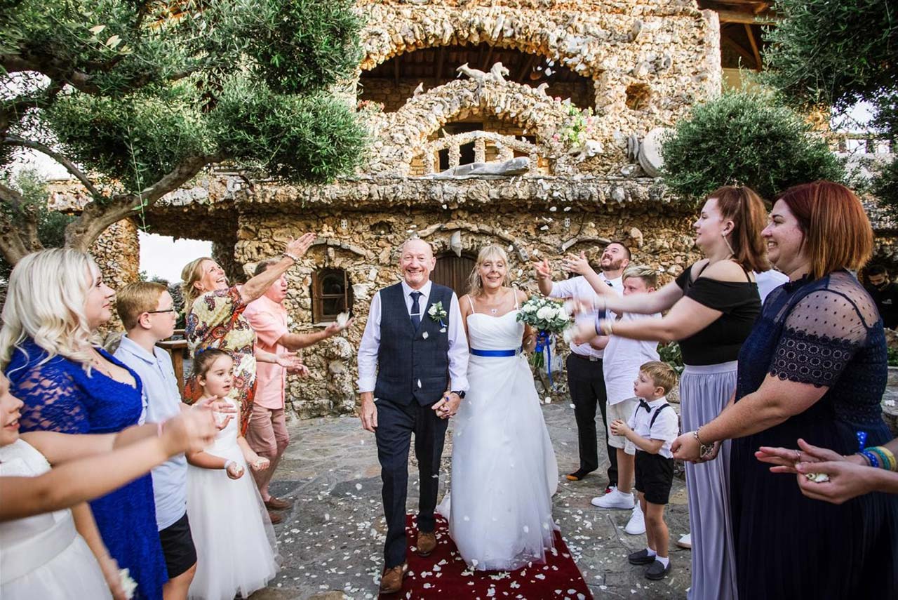 Weddings in Crete - Couple Gavin and Belinda L